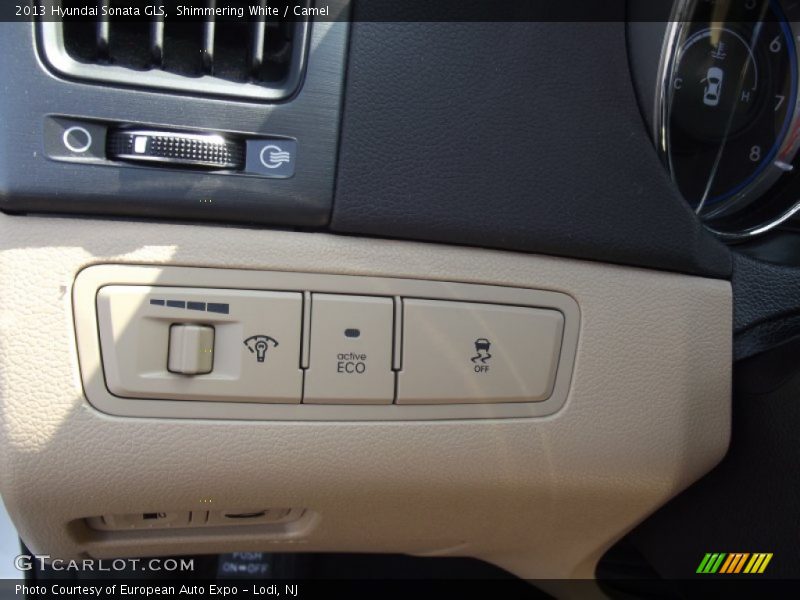 Shimmering White / Camel 2013 Hyundai Sonata GLS