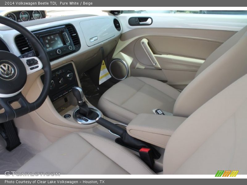 Pure White / Beige 2014 Volkswagen Beetle TDI