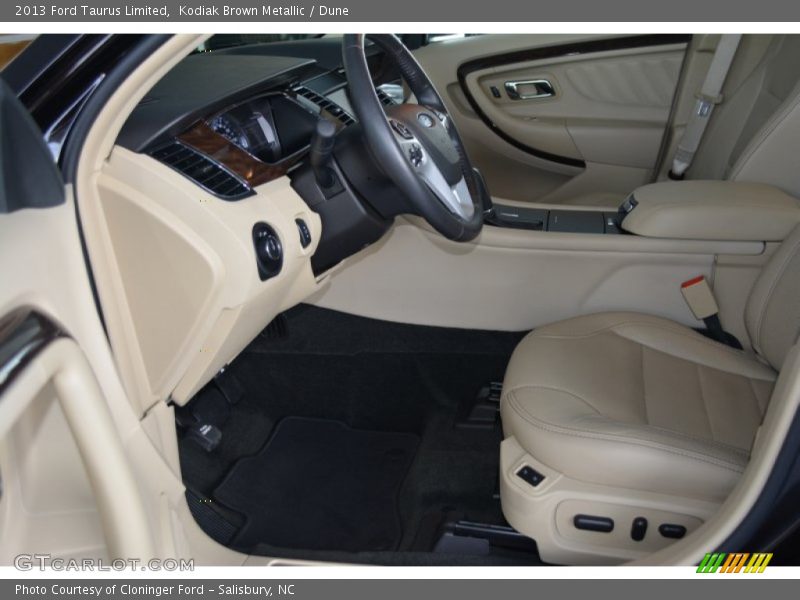 Kodiak Brown Metallic / Dune 2013 Ford Taurus Limited