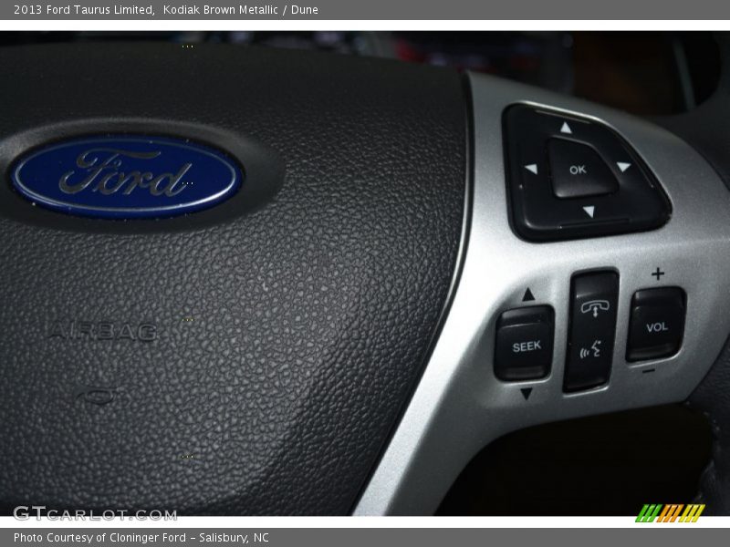 Kodiak Brown Metallic / Dune 2013 Ford Taurus Limited
