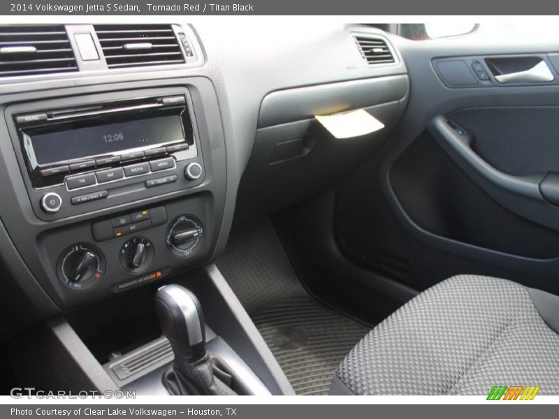 Tornado Red / Titan Black 2014 Volkswagen Jetta S Sedan