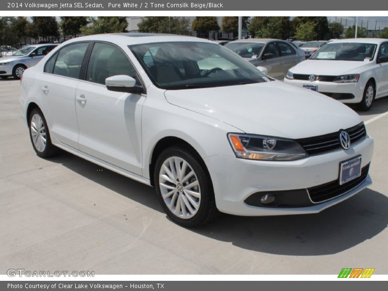 Pure White / 2 Tone Cornsilk Beige/Black 2014 Volkswagen Jetta SEL Sedan