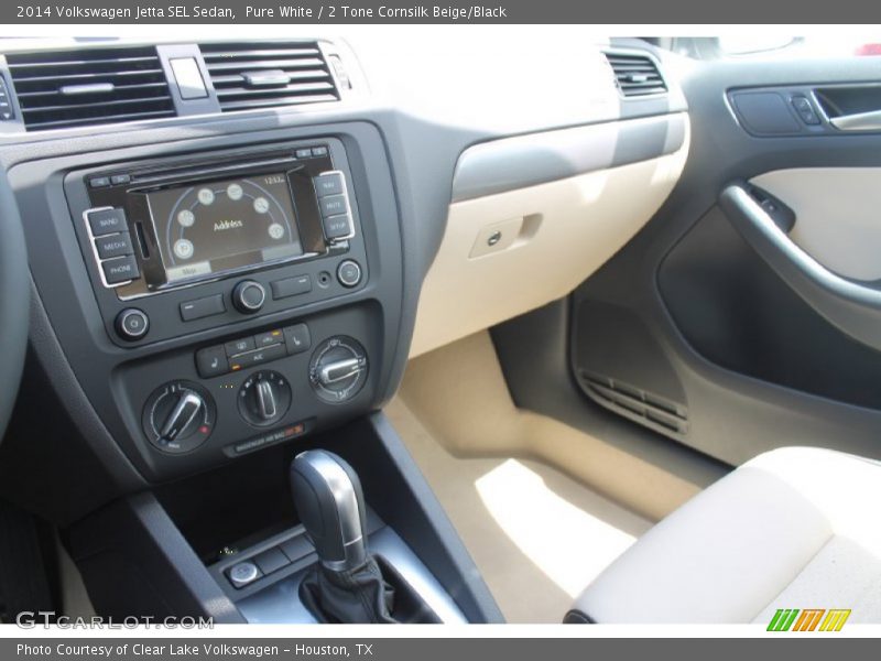 Pure White / 2 Tone Cornsilk Beige/Black 2014 Volkswagen Jetta SEL Sedan