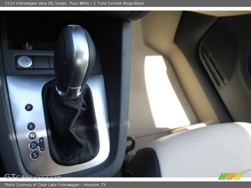 Pure White / 2 Tone Cornsilk Beige/Black 2014 Volkswagen Jetta SEL Sedan