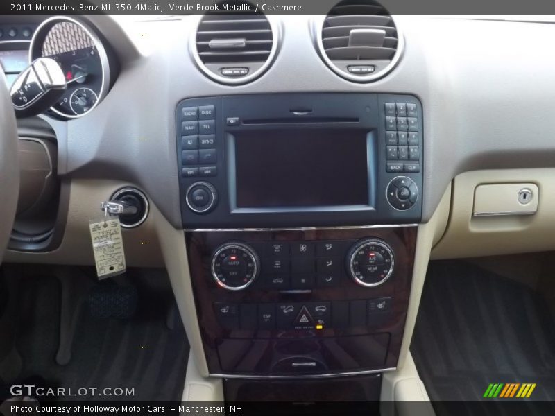 Controls of 2011 ML 350 4Matic