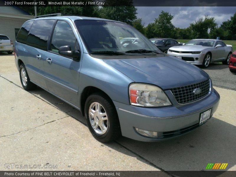 Front 3/4 View of 2007 Freestar SEL