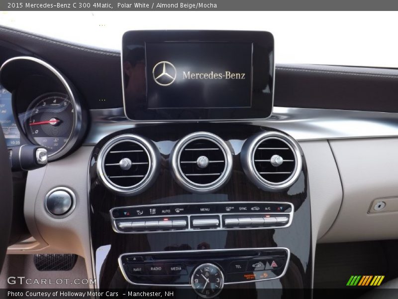 Polar White / Almond Beige/Mocha 2015 Mercedes-Benz C 300 4Matic