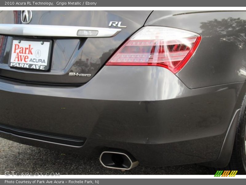 Grigio Metallic / Ebony 2010 Acura RL Technology