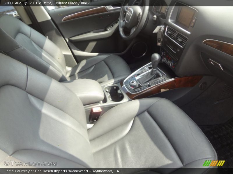 Brilliant Black / Black 2011 Audi Q5 2.0T quattro