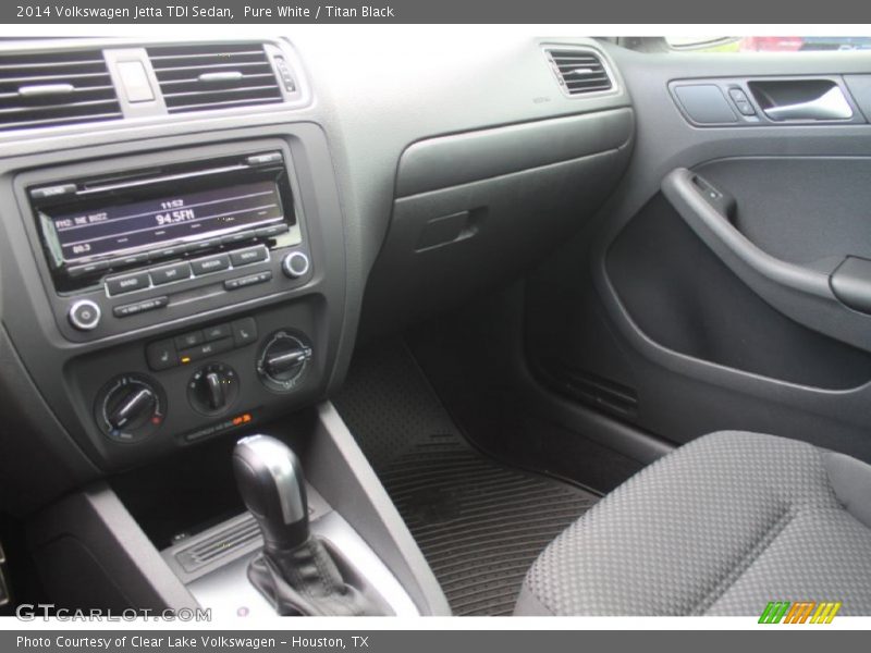 Pure White / Titan Black 2014 Volkswagen Jetta TDI Sedan