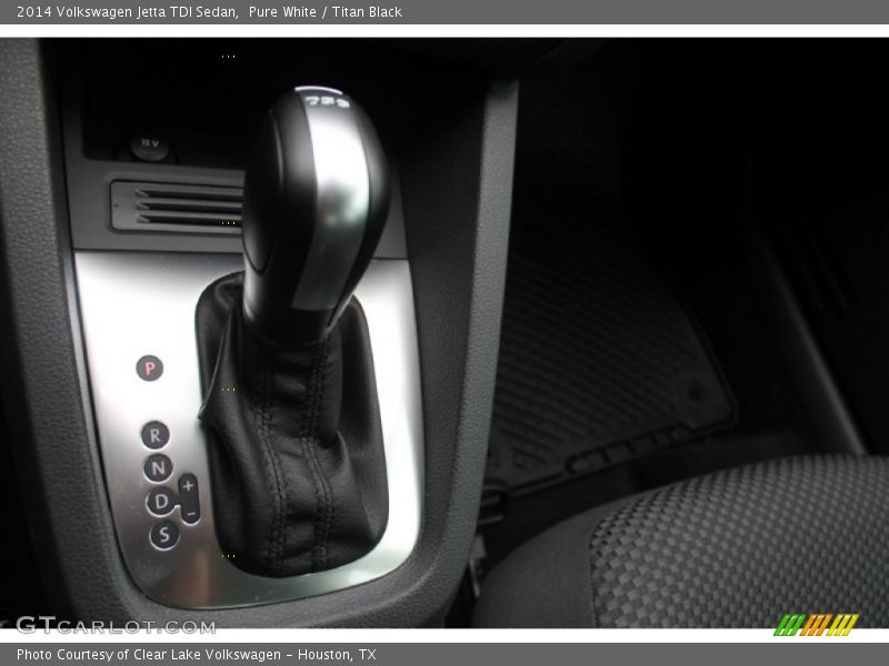 Pure White / Titan Black 2014 Volkswagen Jetta TDI Sedan