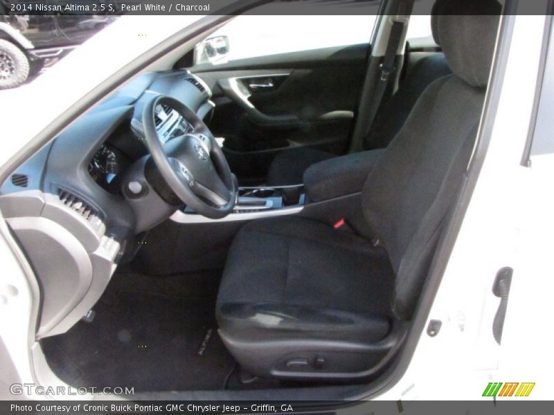 Pearl White / Charcoal 2014 Nissan Altima 2.5 S