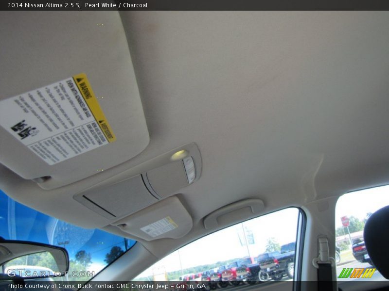 Pearl White / Charcoal 2014 Nissan Altima 2.5 S
