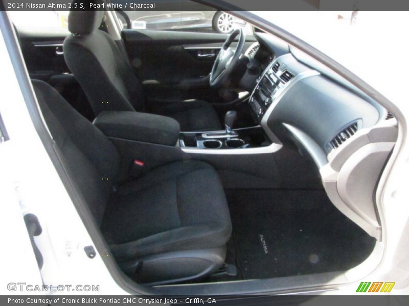 Pearl White / Charcoal 2014 Nissan Altima 2.5 S
