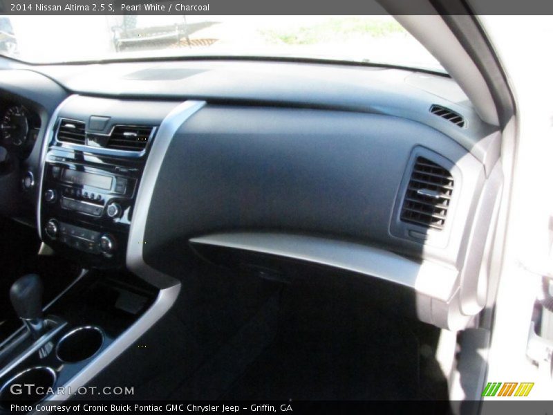 Pearl White / Charcoal 2014 Nissan Altima 2.5 S