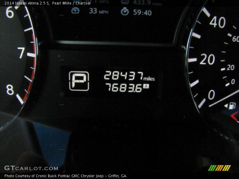 Pearl White / Charcoal 2014 Nissan Altima 2.5 S