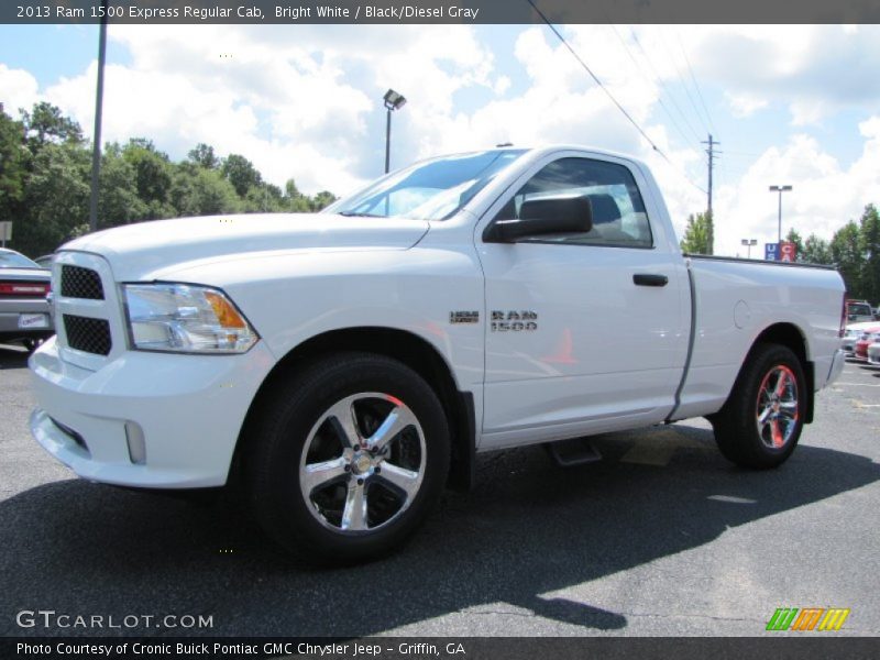 Bright White / Black/Diesel Gray 2013 Ram 1500 Express Regular Cab