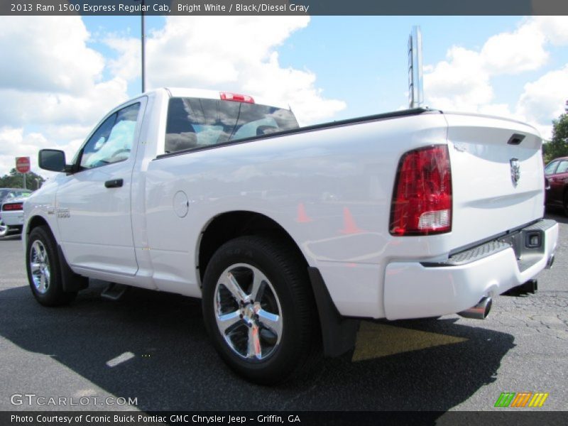 Bright White / Black/Diesel Gray 2013 Ram 1500 Express Regular Cab