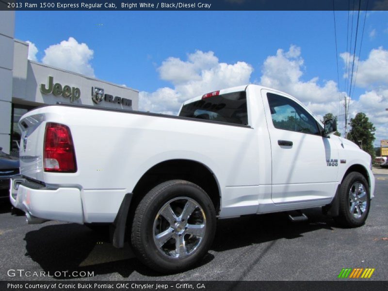 Bright White / Black/Diesel Gray 2013 Ram 1500 Express Regular Cab