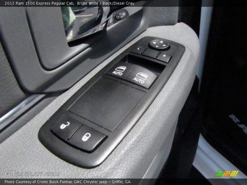 Bright White / Black/Diesel Gray 2013 Ram 1500 Express Regular Cab