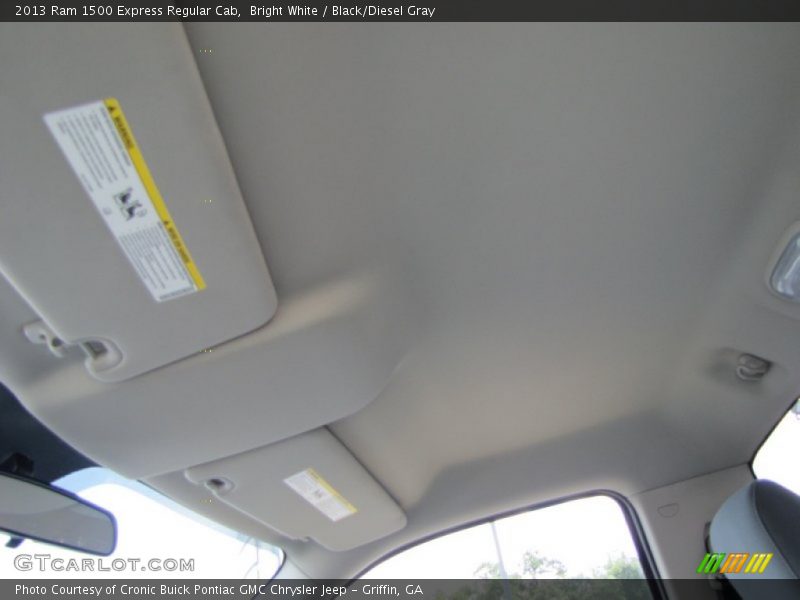 Bright White / Black/Diesel Gray 2013 Ram 1500 Express Regular Cab