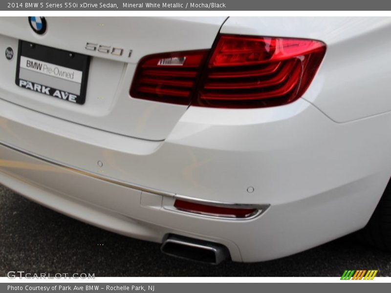 Mineral White Metallic / Mocha/Black 2014 BMW 5 Series 550i xDrive Sedan