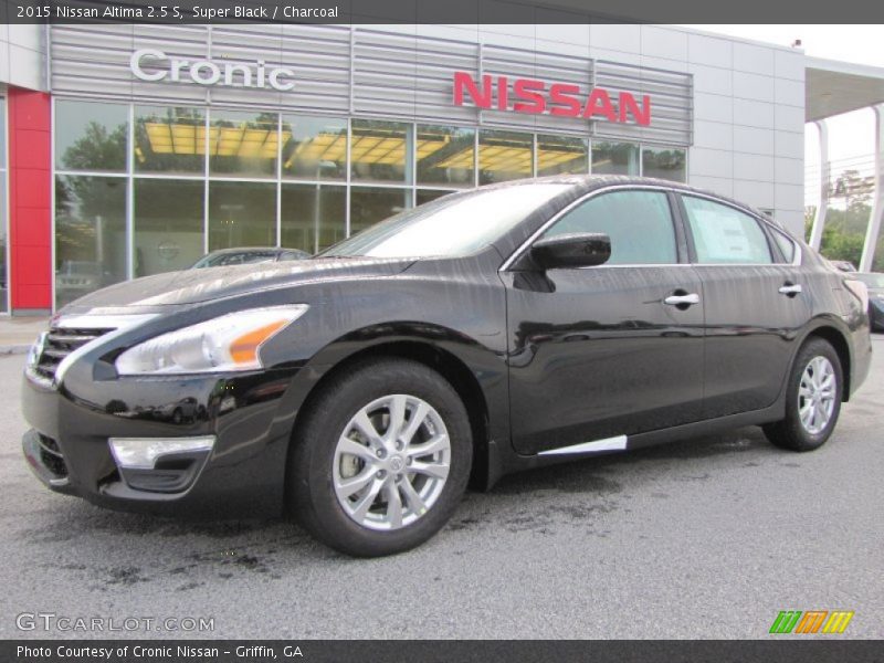 Super Black / Charcoal 2015 Nissan Altima 2.5 S