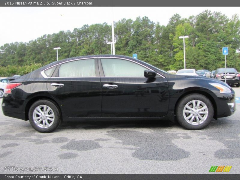 Super Black / Charcoal 2015 Nissan Altima 2.5 S
