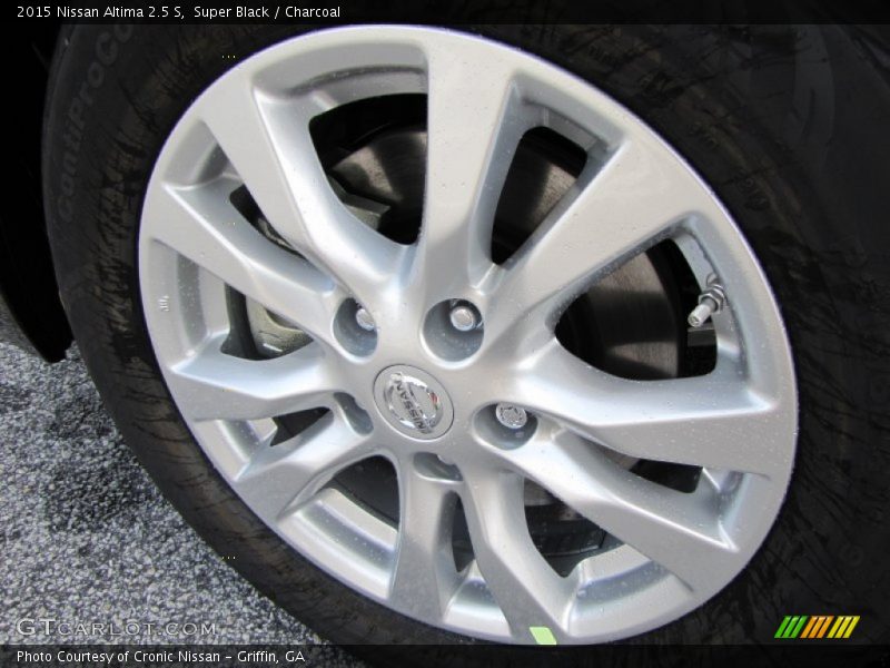 Super Black / Charcoal 2015 Nissan Altima 2.5 S