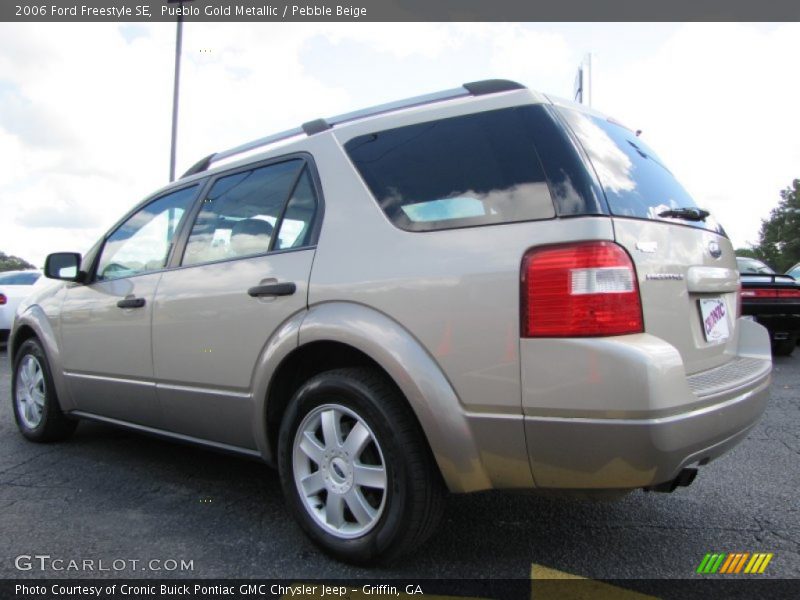 Pueblo Gold Metallic / Pebble Beige 2006 Ford Freestyle SE