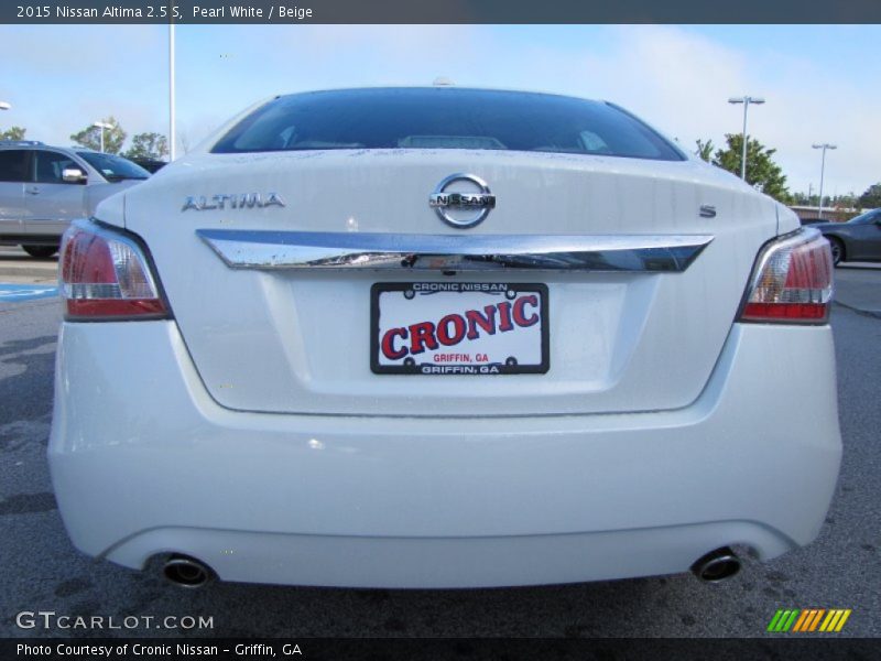 Pearl White / Beige 2015 Nissan Altima 2.5 S