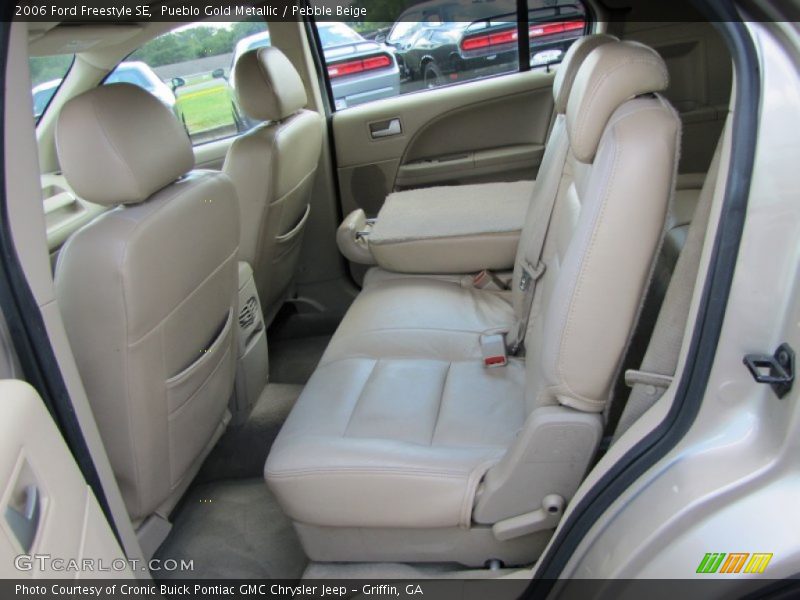 Pueblo Gold Metallic / Pebble Beige 2006 Ford Freestyle SE