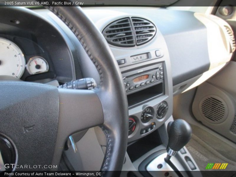 Pacific Blue / Gray 2005 Saturn VUE V6 AWD