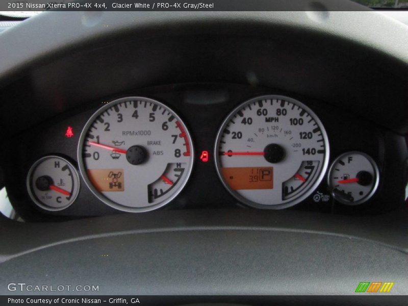  2015 Xterra PRO-4X 4x4 PRO-4X 4x4 Gauges