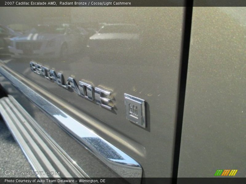 Radiant Bronze / Cocoa/Light Cashmere 2007 Cadillac Escalade AWD