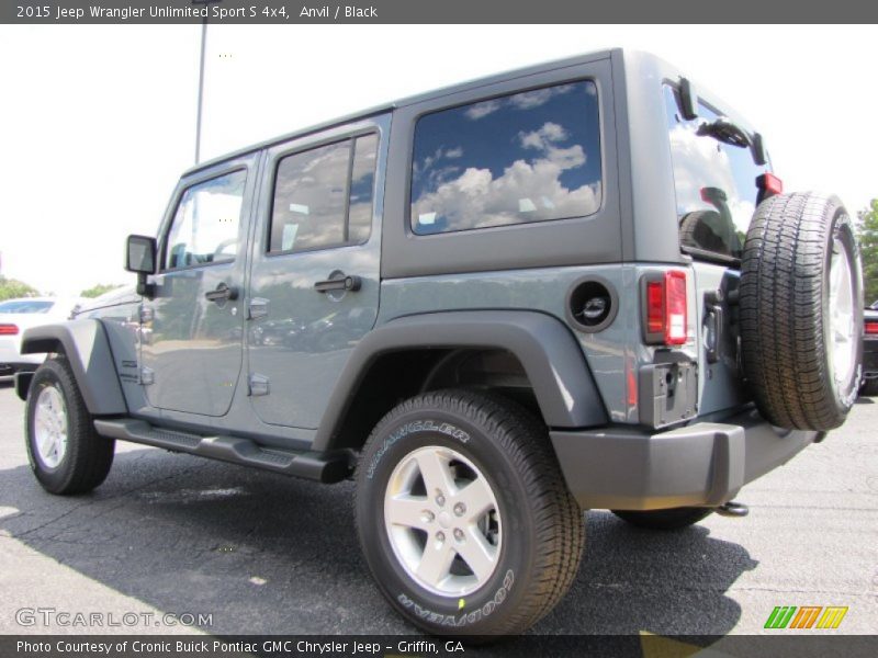 Anvil / Black 2015 Jeep Wrangler Unlimited Sport S 4x4