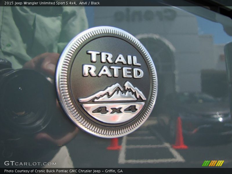 Anvil / Black 2015 Jeep Wrangler Unlimited Sport S 4x4