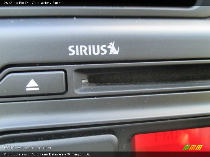 Clear White / Black 2012 Kia Rio LX