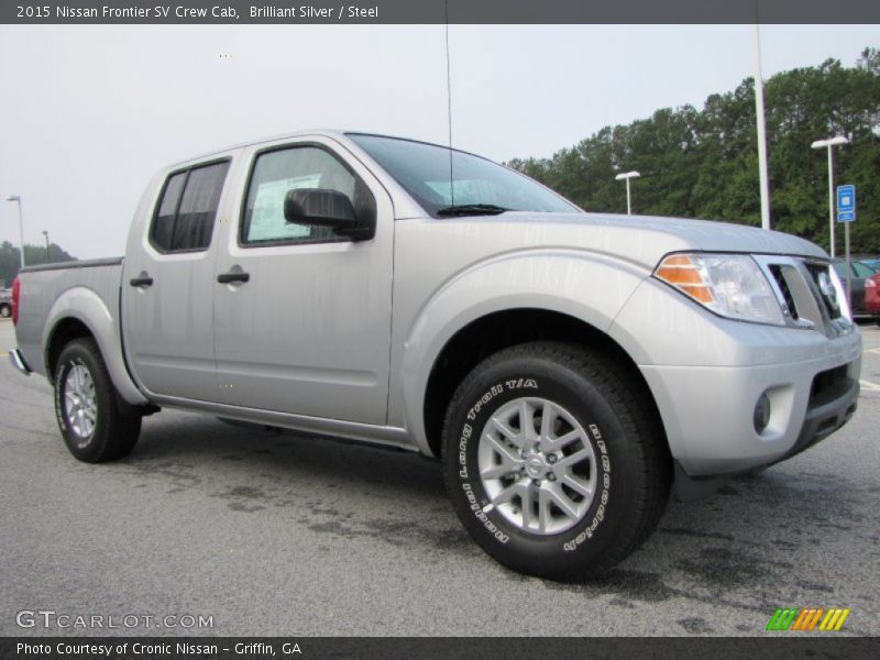 Front 3/4 View of 2015 Frontier SV Crew Cab