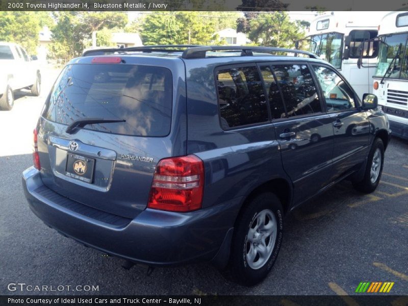Bluestone Metallic / Ivory 2002 Toyota Highlander I4