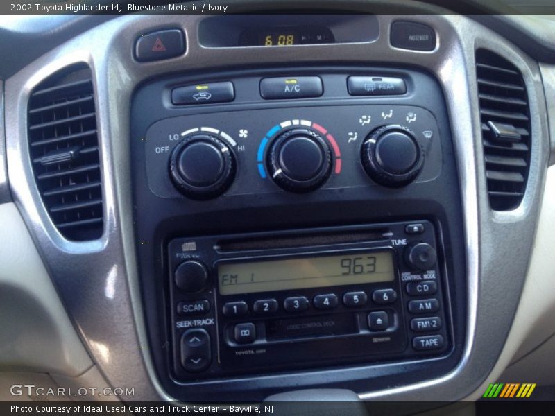 Bluestone Metallic / Ivory 2002 Toyota Highlander I4