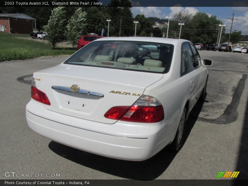 Diamond White Pearl / Ivory 2003 Toyota Avalon XLS