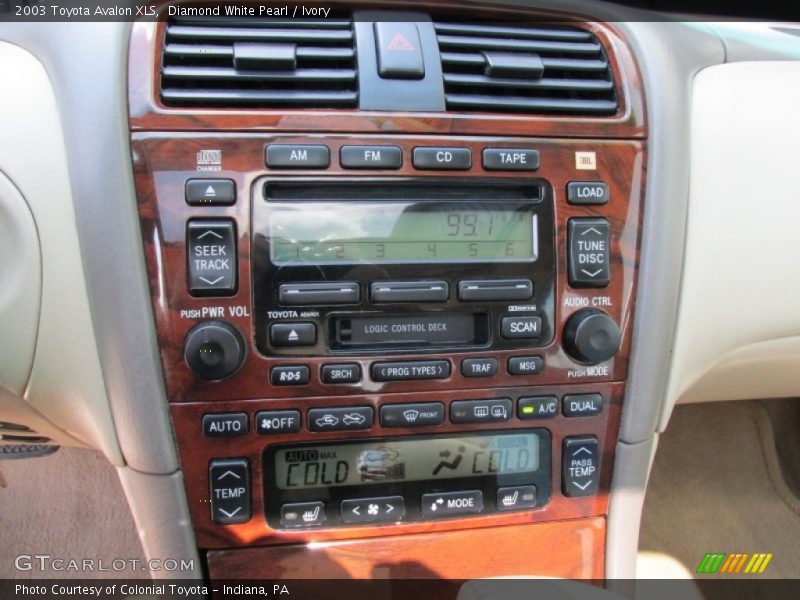 Diamond White Pearl / Ivory 2003 Toyota Avalon XLS