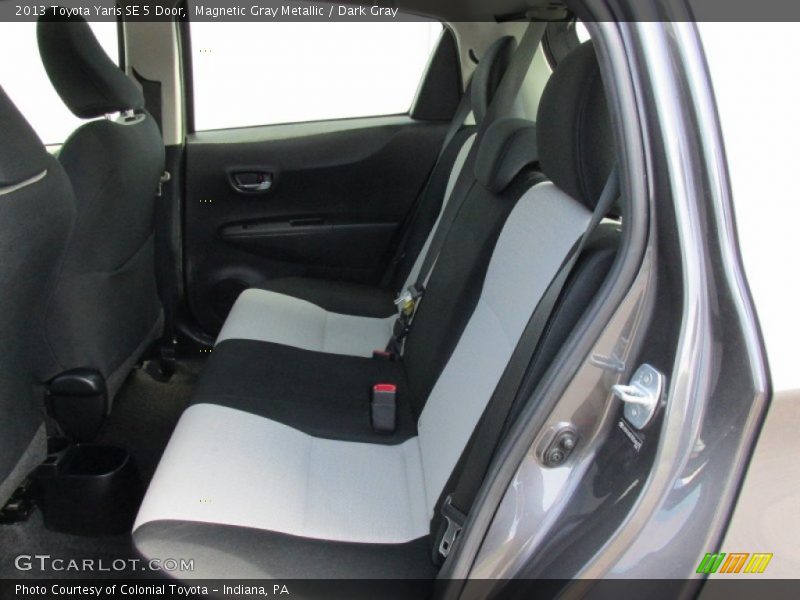 Magnetic Gray Metallic / Dark Gray 2013 Toyota Yaris SE 5 Door