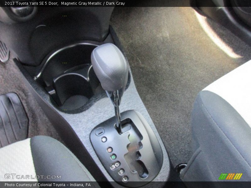 Magnetic Gray Metallic / Dark Gray 2013 Toyota Yaris SE 5 Door