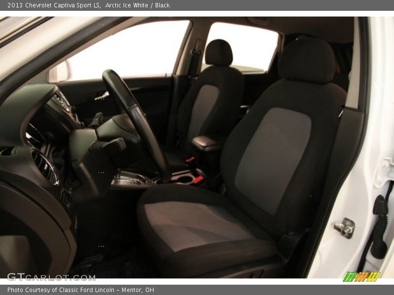 Arctic Ice White / Black 2013 Chevrolet Captiva Sport LS