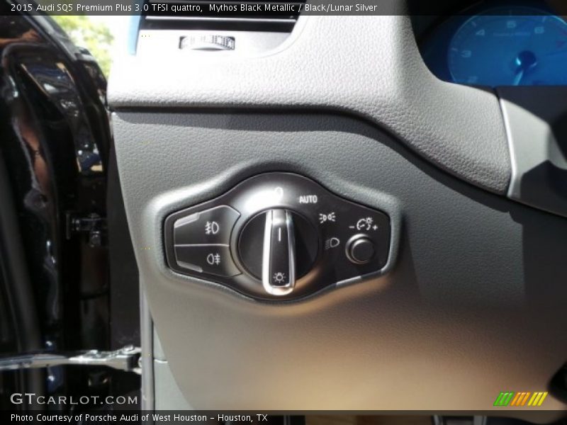 Controls of 2015 SQ5 Premium Plus 3.0 TFSI quattro
