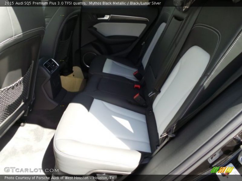 Rear Seat of 2015 SQ5 Premium Plus 3.0 TFSI quattro