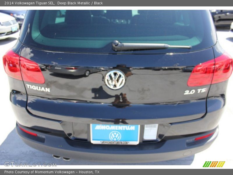 Deep Black Metallic / Black 2014 Volkswagen Tiguan SEL