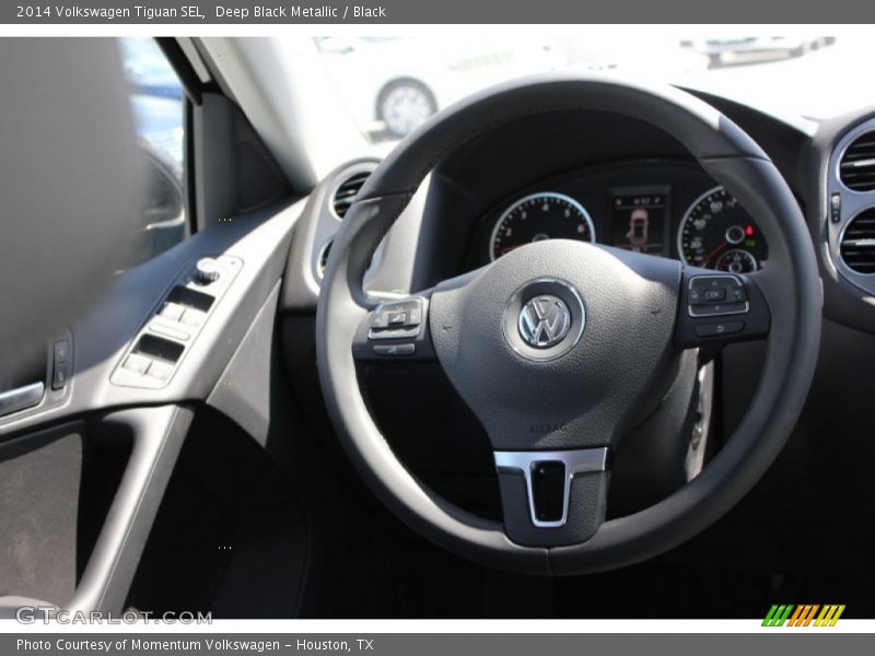 Deep Black Metallic / Black 2014 Volkswagen Tiguan SEL